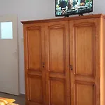 Olech Homestay *
