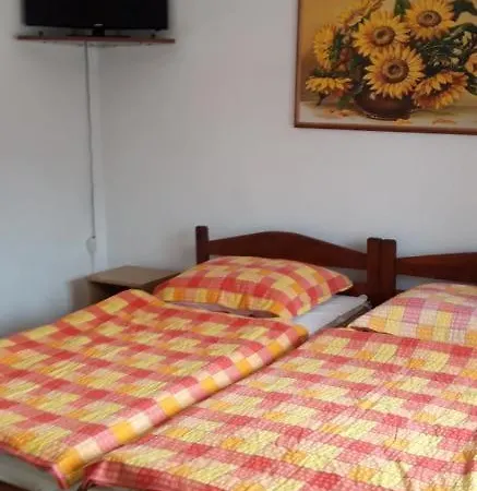 בית אירוח Olech *